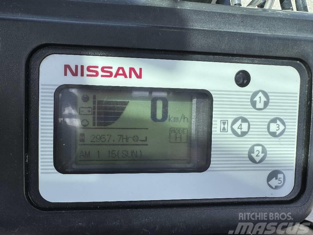 Nissan 1Q2L25Q *Triplex+Kool Reachforcks*2960 h Top Empilhadores eléctricos