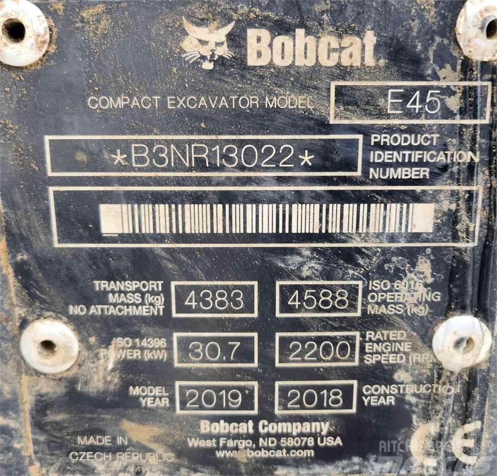 Bobcat E45 + 3 Buckets Crawler excavators