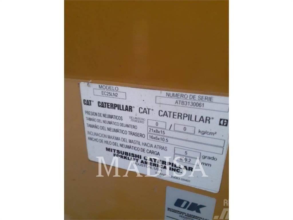 CAT LIFT TRUCKS EC25LN2 Empilhadores - Outros