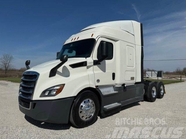 Freightliner CASCADIA 113 EVOLUTION Tractor Units