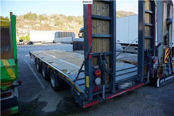 NC 3 axle machine trailer that is little used