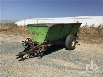  REED MANUFACTURING & SUPP Manure Spreader