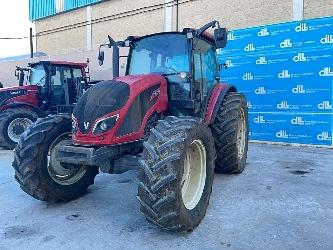 Valtra A134