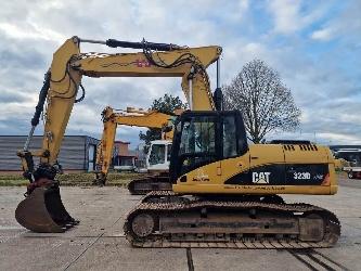 CAT 323d