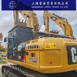 CAT 323 D
