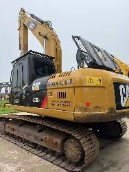 CAT 323D