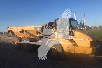 CAT 725