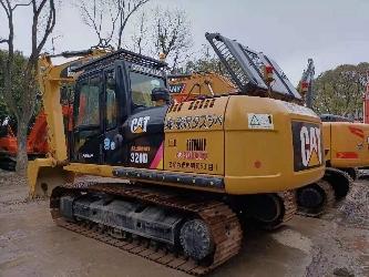 CAT 320 D