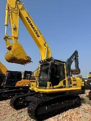 Komatsu 220-8
