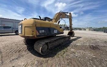CAT 320 D