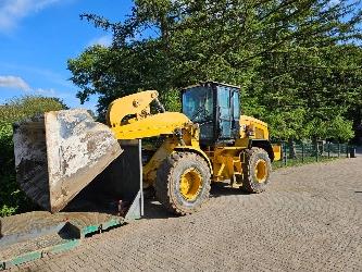 CAT 930 M