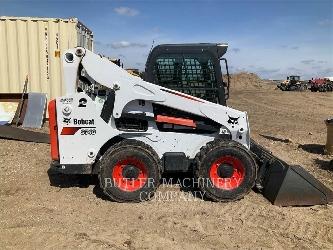 Bobcat S740
