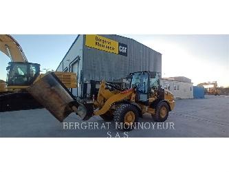 CAT 906