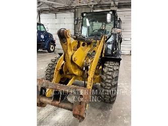 CAT 906H2