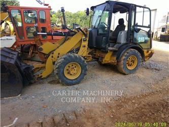 CAT 906M