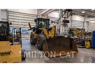 CAT 930M