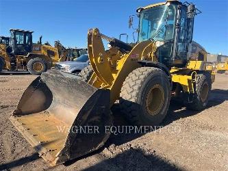 CAT 930M