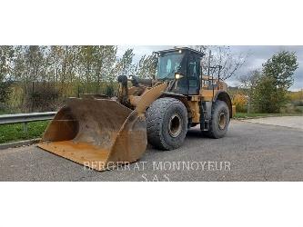 CAT 966M