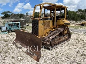 CAT D5M