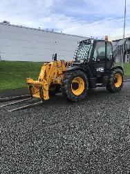 JCB 541-70