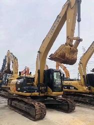 CAT 323 D