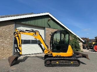JCB 8050