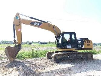 CAT 323 D