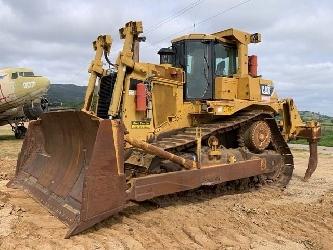 CAT D9T