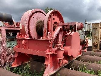  Winch