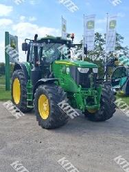 John Deere 6195M