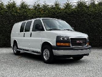 GMC Savana