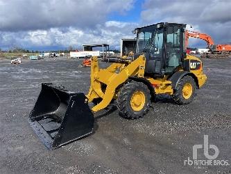CAT 907M