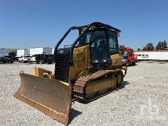 CAT D1