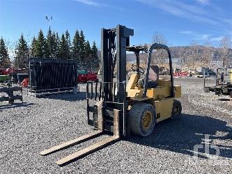 CAT V90E