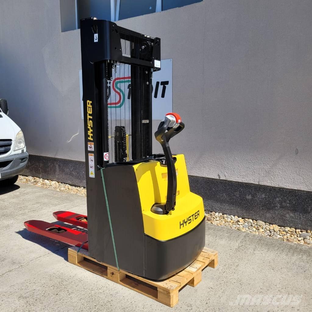 Hyster S 1.6 Empilhador para operador externo