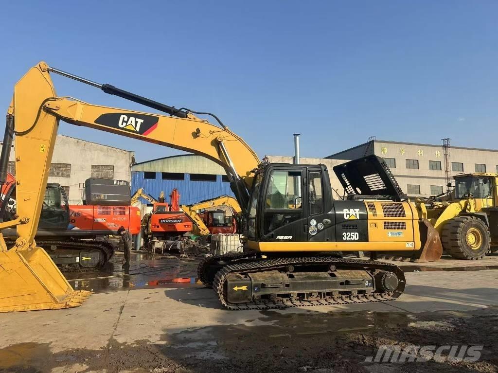 CAT 325 D Escavadeiras de esteiras