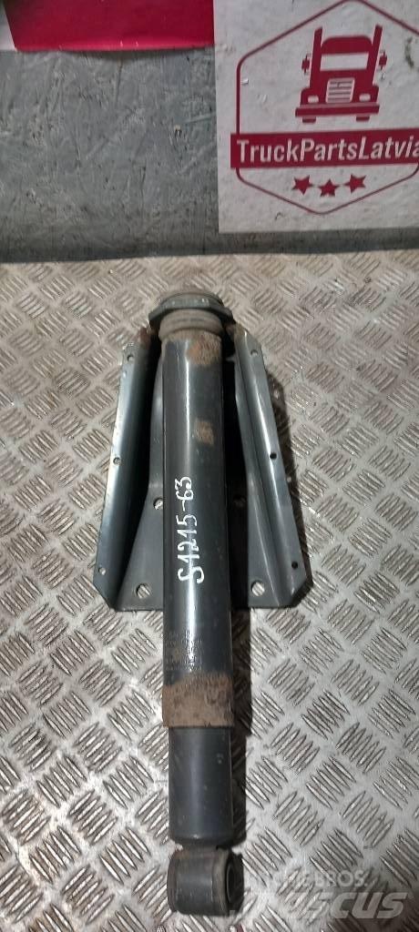 Scania R440  1861120 Chassis e suspensões