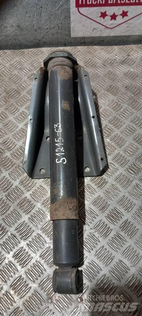 Scania R440  1861120 Chassis e suspensões