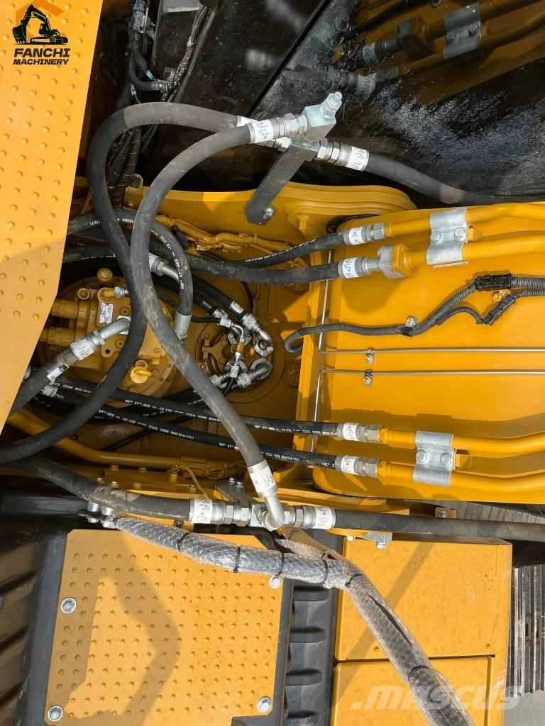 CAT 323 Escavadeiras de esteiras