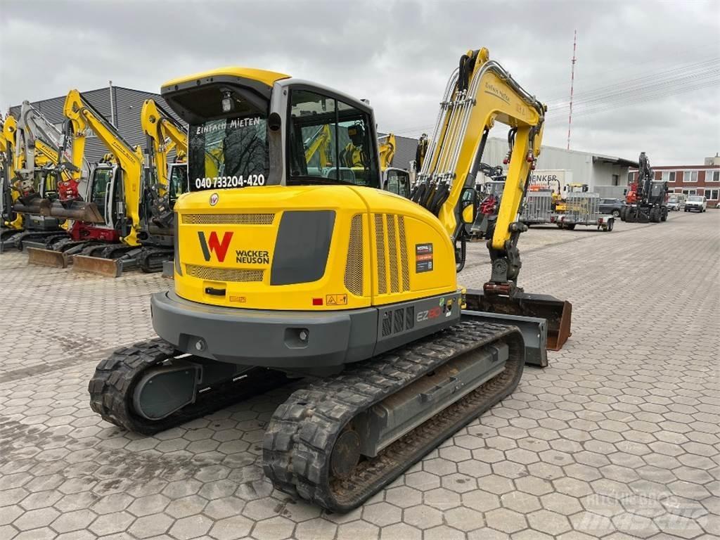 Neuson EZ80 Escavadoras Midi 7t - 12t