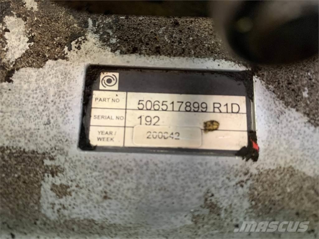 Valmet 350.1 Cabeças de ceifeiras