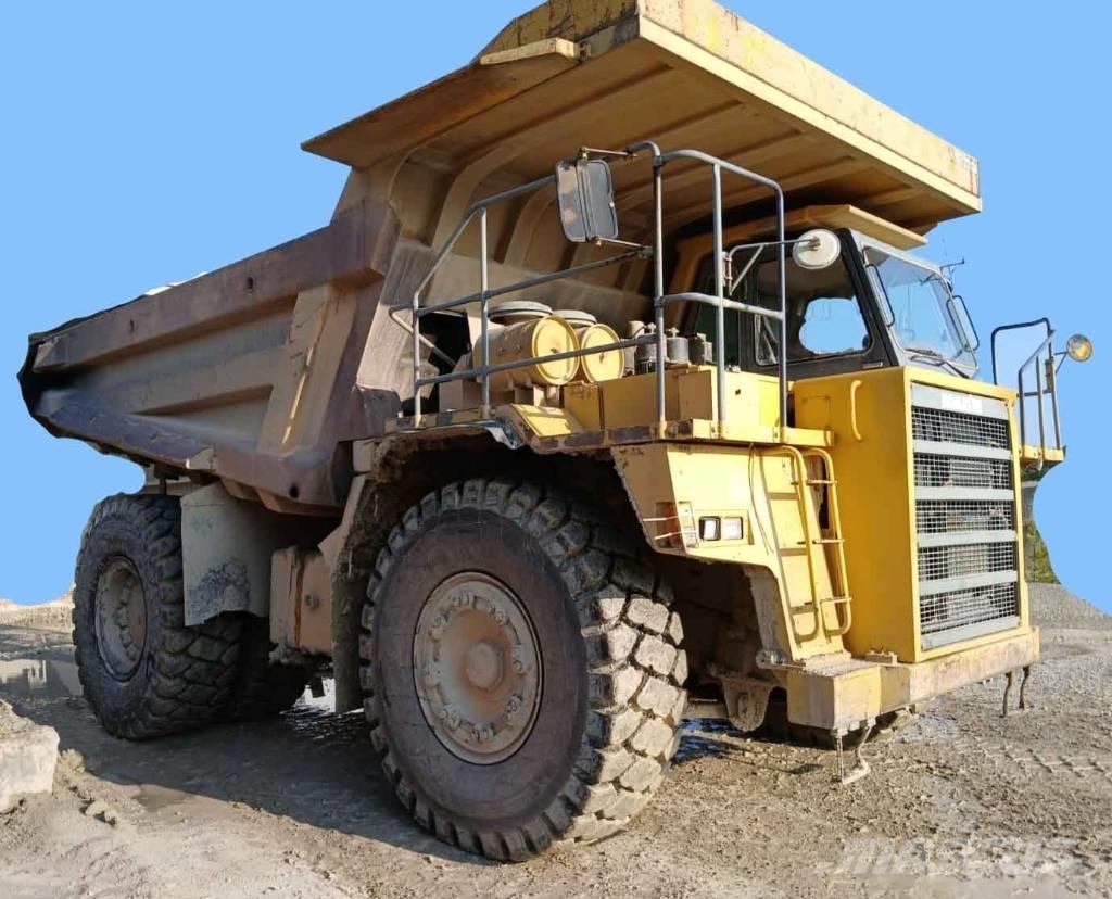 Komatsu HD 605-5 Camiőes basculantes rígidos