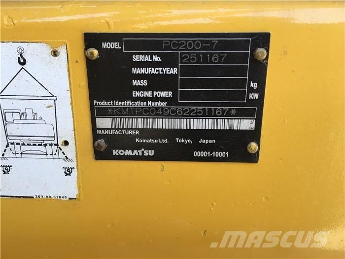 Komatsu PC 200-7 Escavadeiras de esteiras