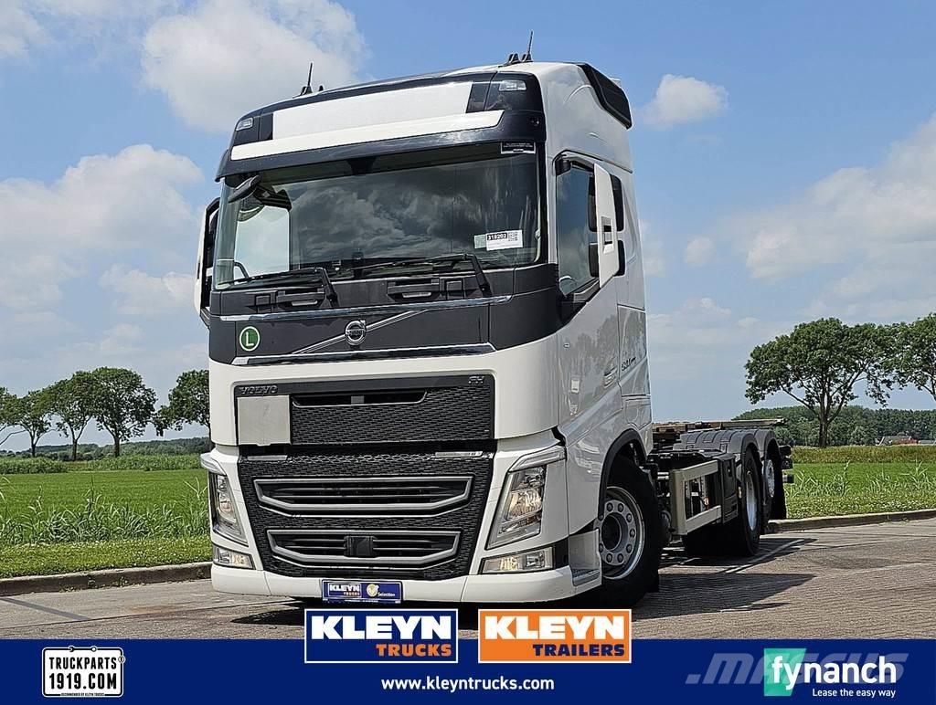 Volvo FH 500 Camiões caixa desmontável com elevador de cabo