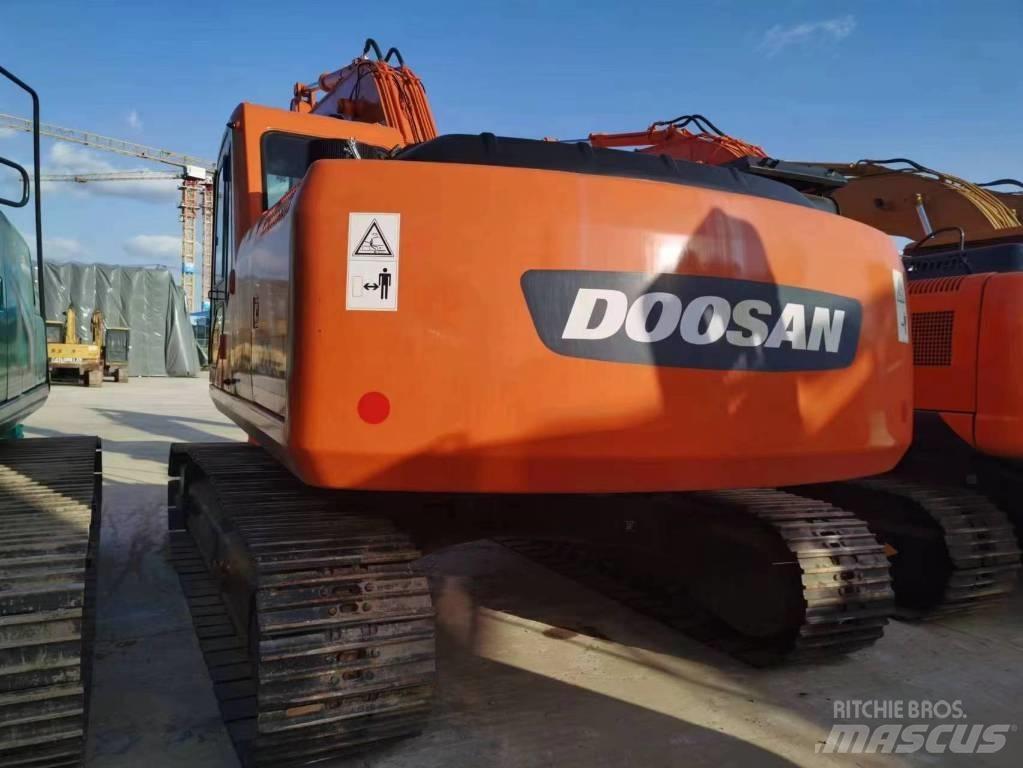 Doosan DH 220 Escavadeiras de esteiras