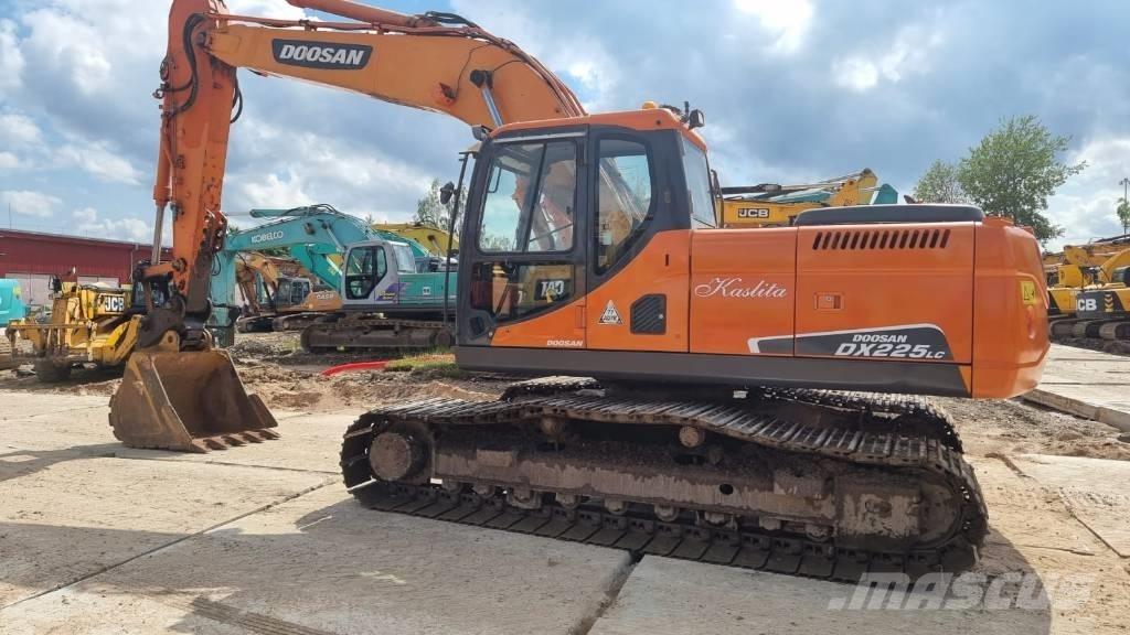 Doosan DX 225 LC Escavadeiras de esteiras