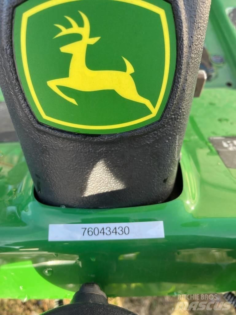 John Deere 7200 A Corta-Relvas Fairway