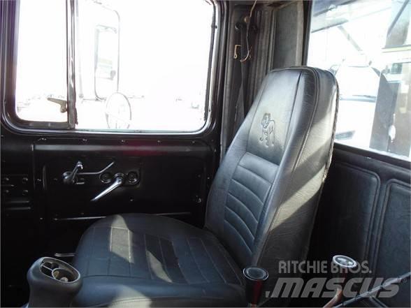Mack RD600 Camiões Ampliroll
