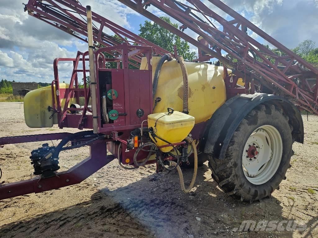 Hardi Commander 2800 Pulverizadores rebocados