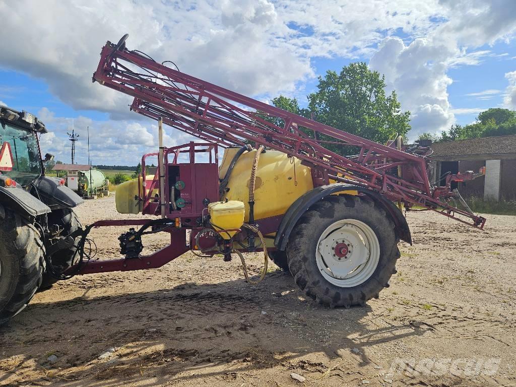 Hardi Commander 2800 Pulverizadores rebocados